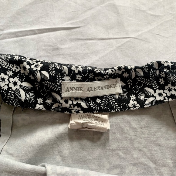 Vintage High Waist Floral Mini Skirt - Picture 4 of 4